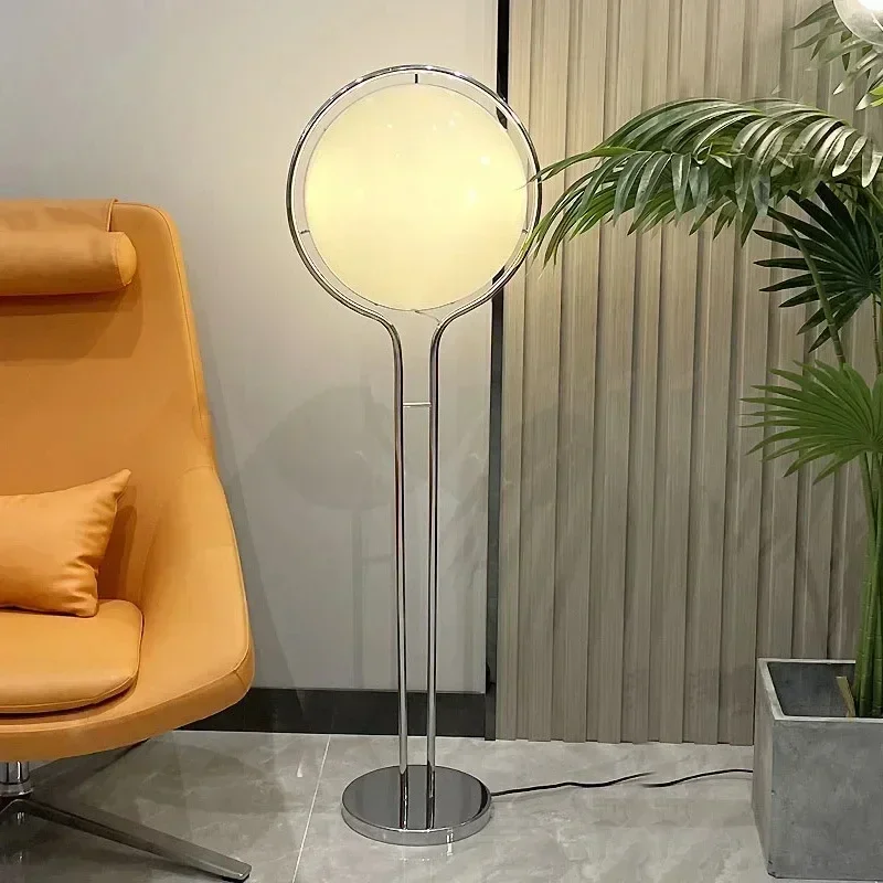 İskandinav Orta Çağ Tasarımcıs - Interior Design Years incelemesi ve fiyatı